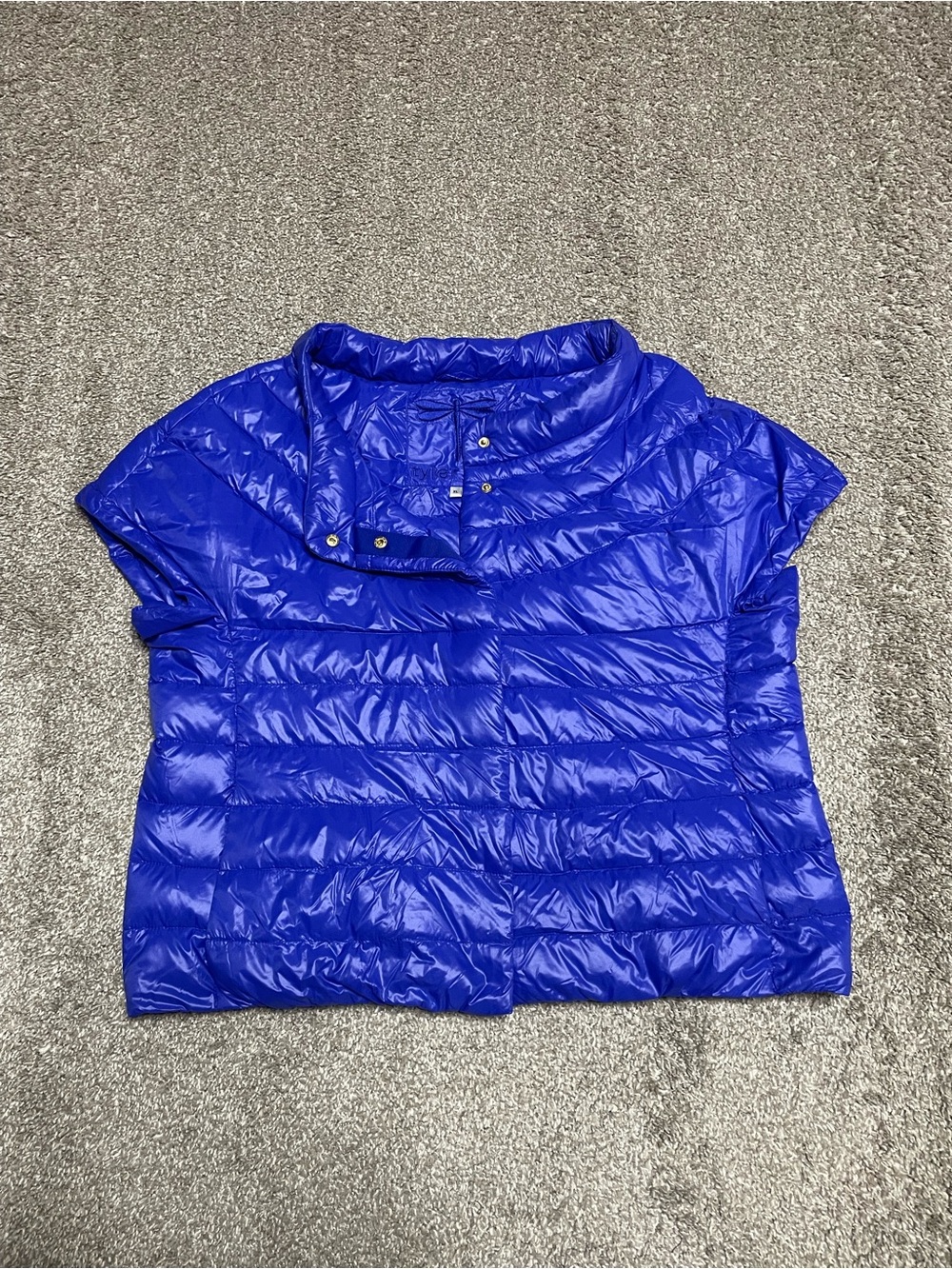 Tyler Boe Shelly Featherweight Cap Sleeve Vestie Women’s XL